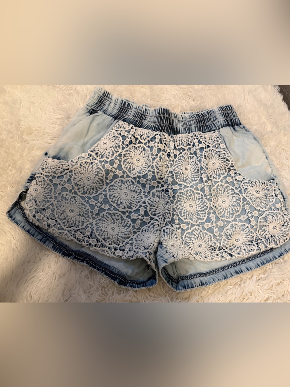 Baby blue Charlotte Russe White Crochet Lace Overlay Denim Shorts - Picture 3 of 6